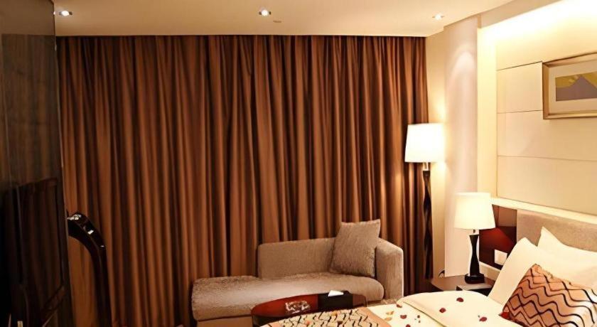 Fortune Hotel Longyan Exterior foto